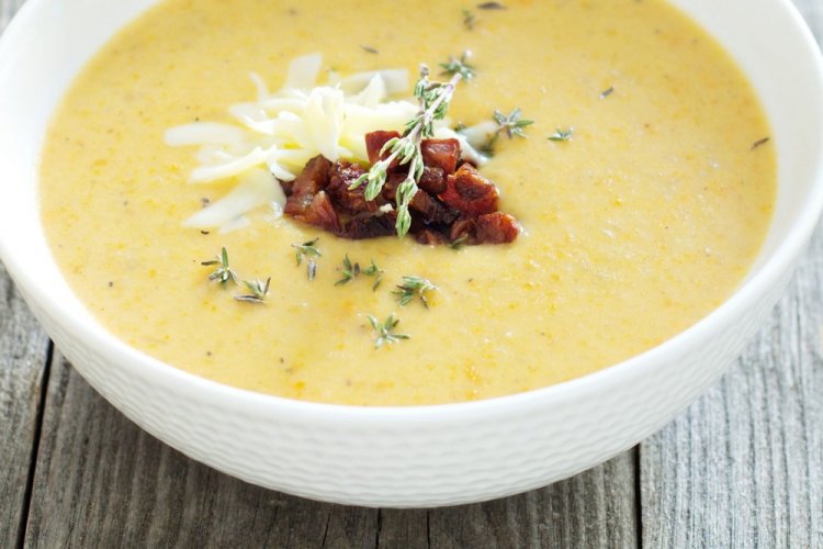 Гороховый суп-пюре с сыром