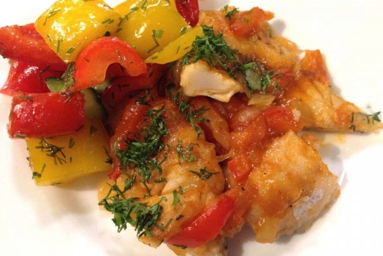 Рыба с овощами в рукаве