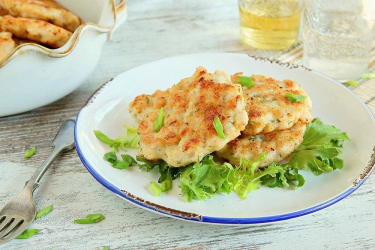 Куриные котлеты с цветной капустой в духовке