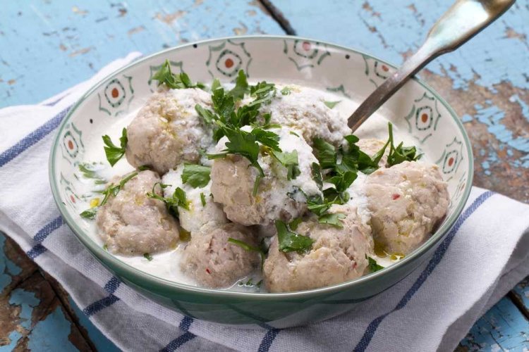 Тефтели из индейки в сметане