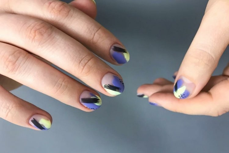 Мазки на короткие ногти