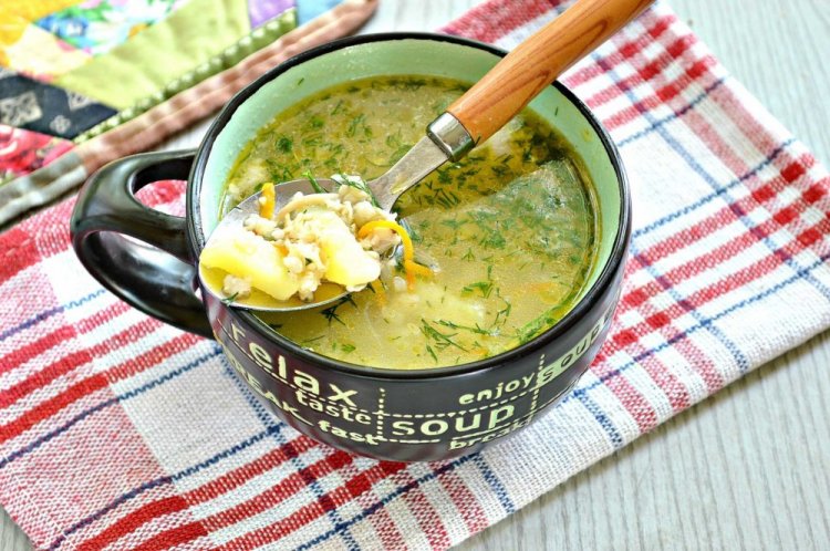 Овсяный суп на курином бульоне