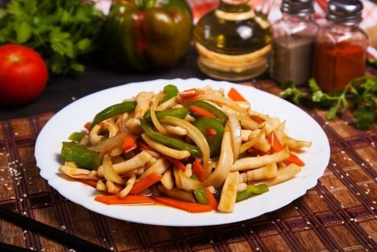 Кальмары в устричном соусе