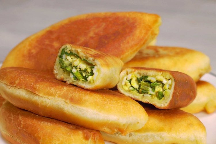 Начинка с яйцом, зеленым луком и сливочным маслом