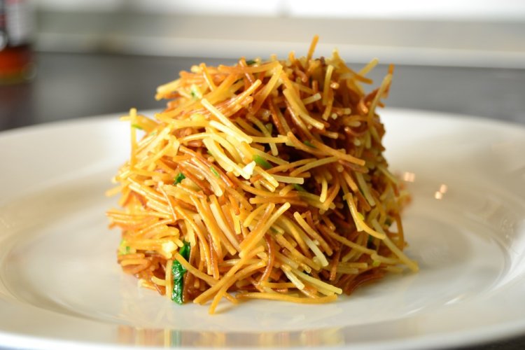 Жареная вермишель на сковороде – классический рецепт