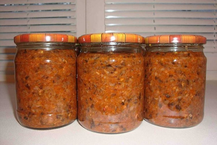 Икра из рыжиков с луком и морковью на зиму