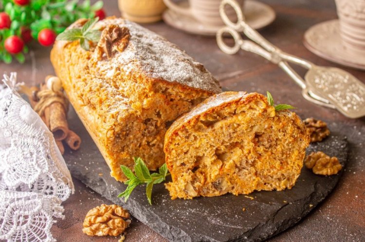Морковный кекс с орехами