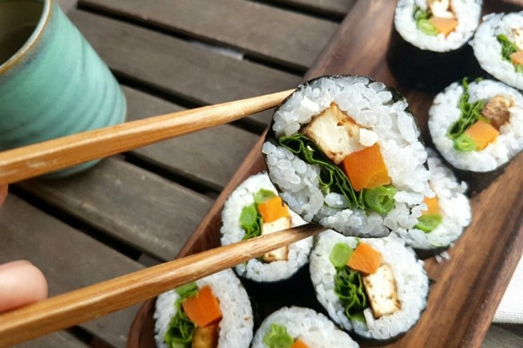 Вегетарианская начинка с тофу и авокадо