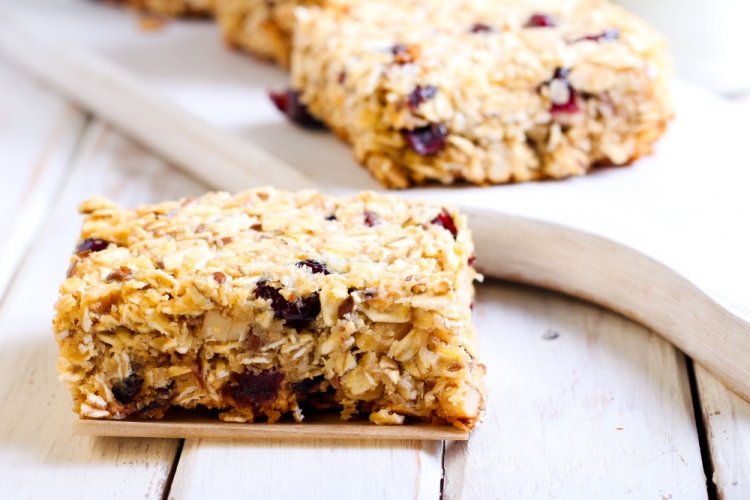 Овсяный пирог с сухофруктами на кефире