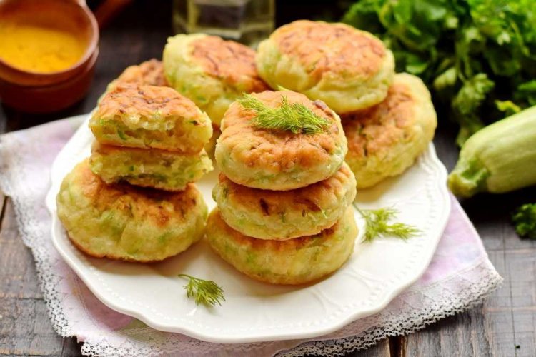 Кабачковые оладьи на кефире