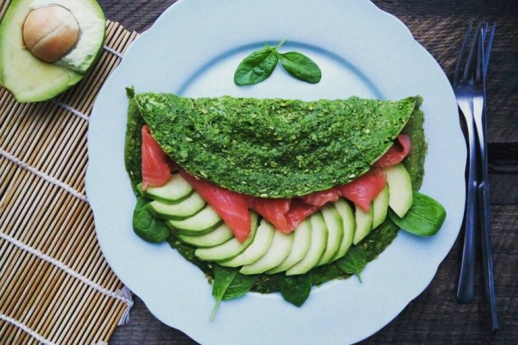 Овсяноблин со шпинатом и сыром