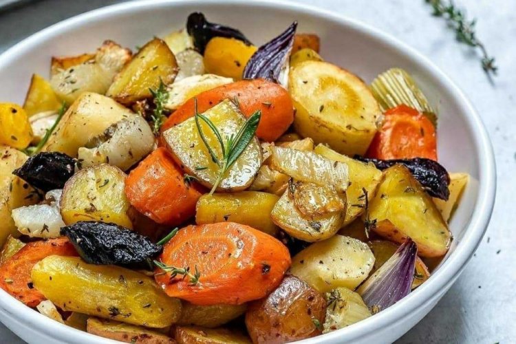 Запеченные овощи с яблоками