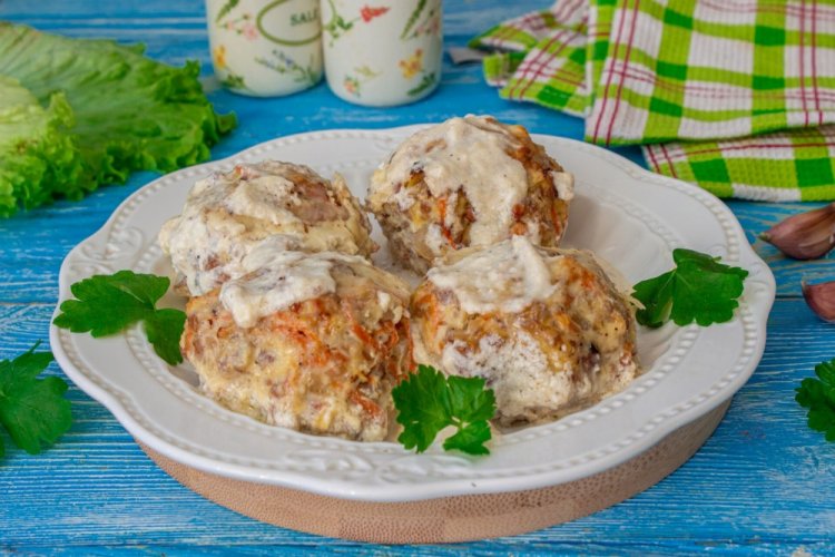 Гречаники в сметанном соусе