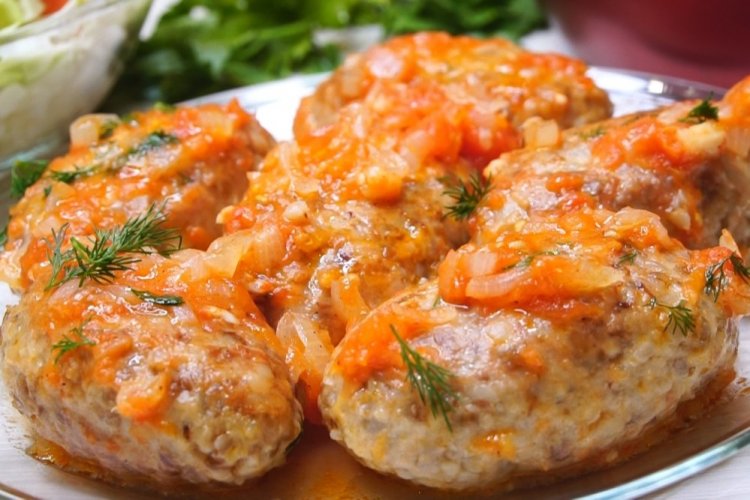 Гречаники с подливкой