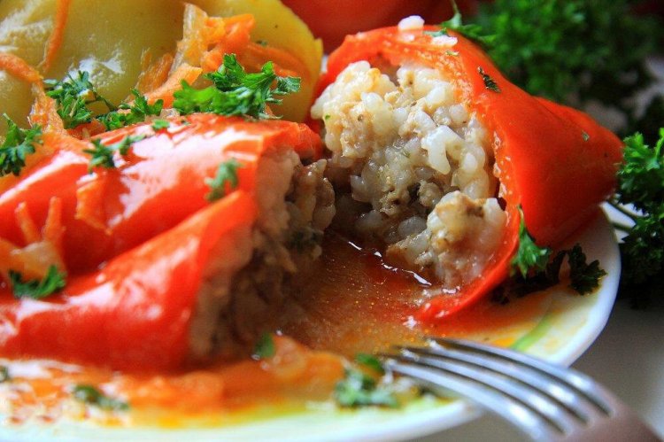 Соус на бульоне для фаршированных перцев