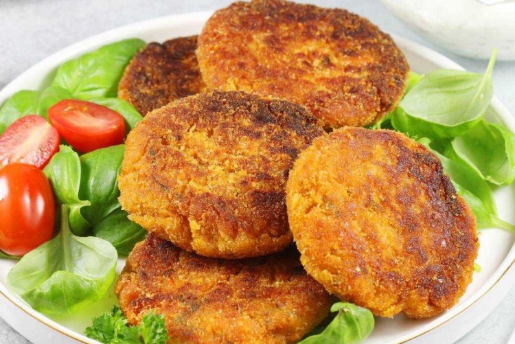 Котлеты из чечевицы в панировке