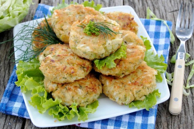 Котлеты из чечевицы с капустой