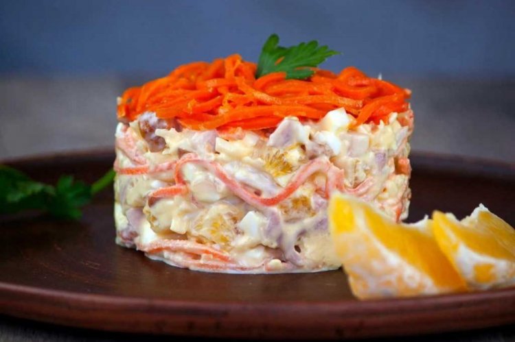 Салат с курицей и апельсином