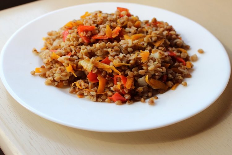 Гречка с овощами