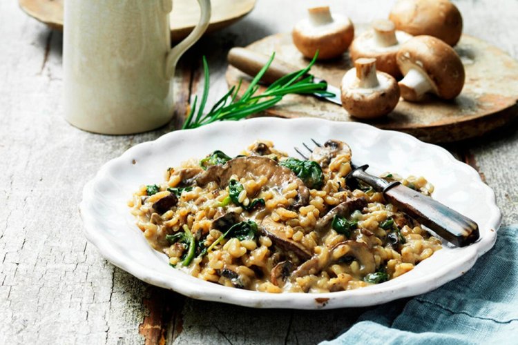 Ризотто с грибами и шпинатом