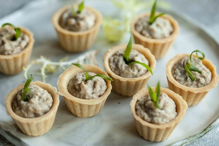 Тарталетки с сельдью на Новый год 2024