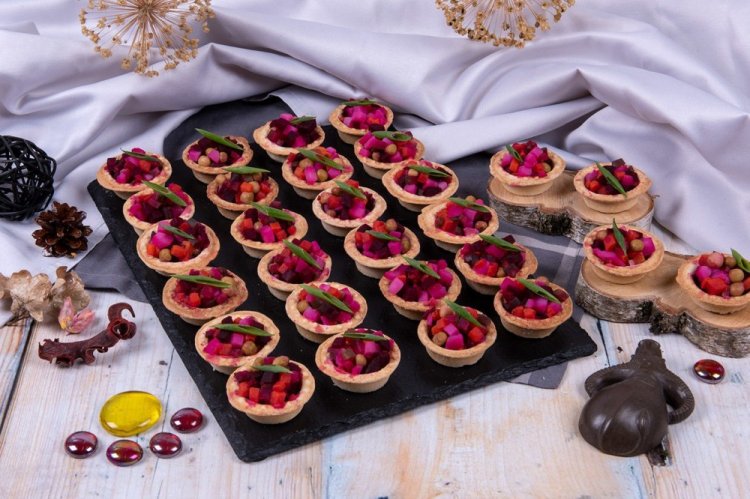 Тарталетки с винегретом