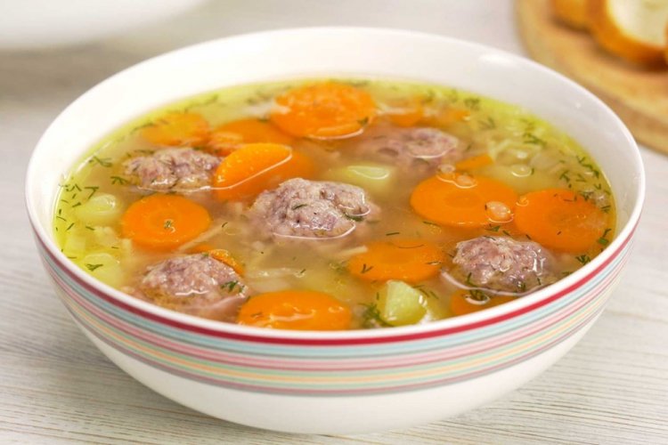 Фрикадельки с панировочными сухарями для супа