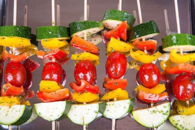 Канапе с цукини и сыром