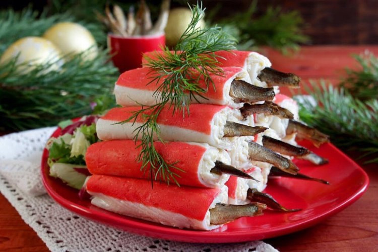 Фаршированные крабовые палочки со шпротами