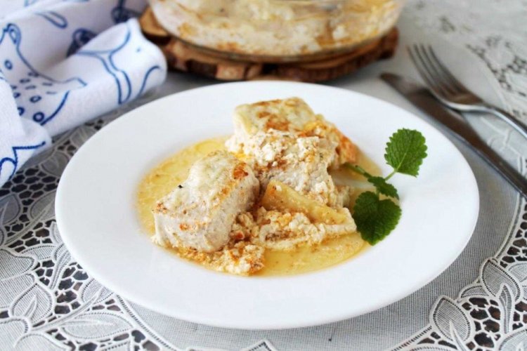 Индейка в сливочном соусе в духовке