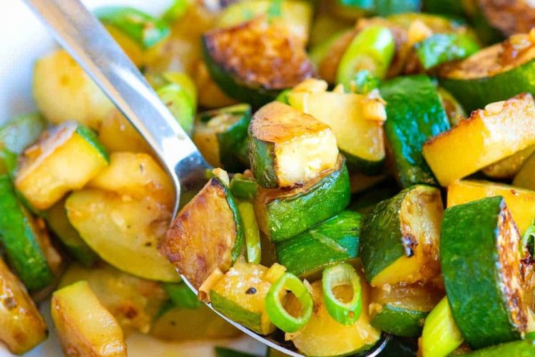 Гарнир из кабачков и цукини