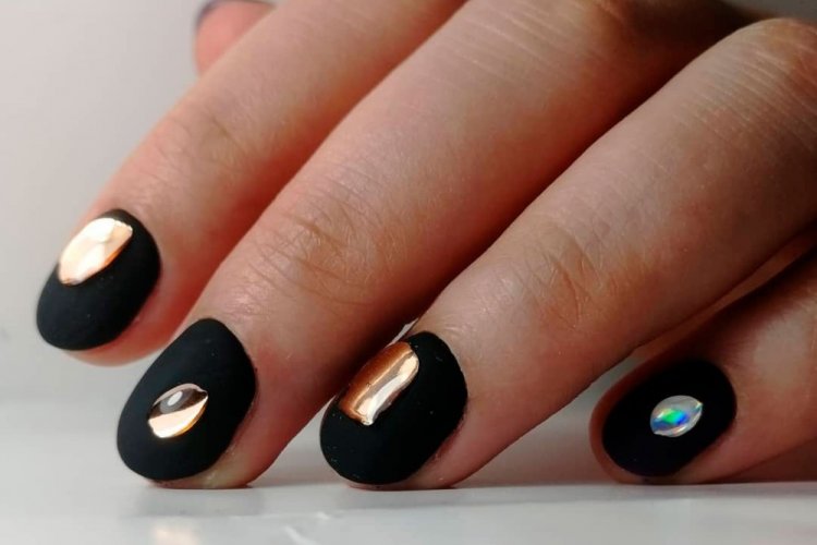 Жидкий металл в новогодних дизайнах