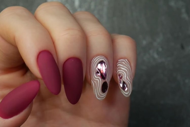 Жидкий металл в новогодних дизайнах