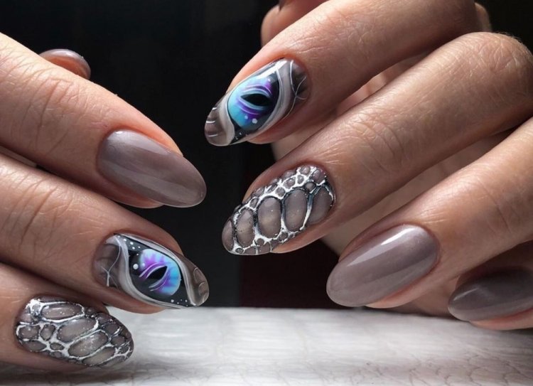 Маникюр Глаз дракона