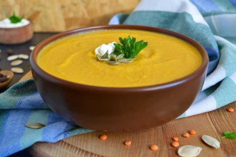 Суп-пюре из тыквы и чечевицы