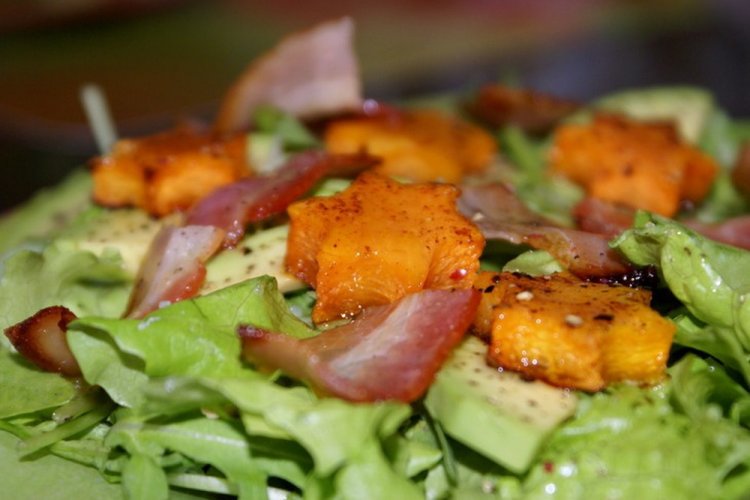 Салат из тыквы с беконом