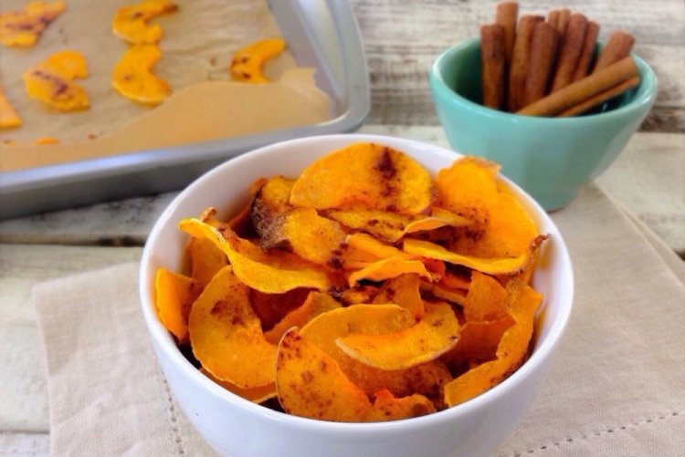 Чипсы из тыквы с сахаром и корицей