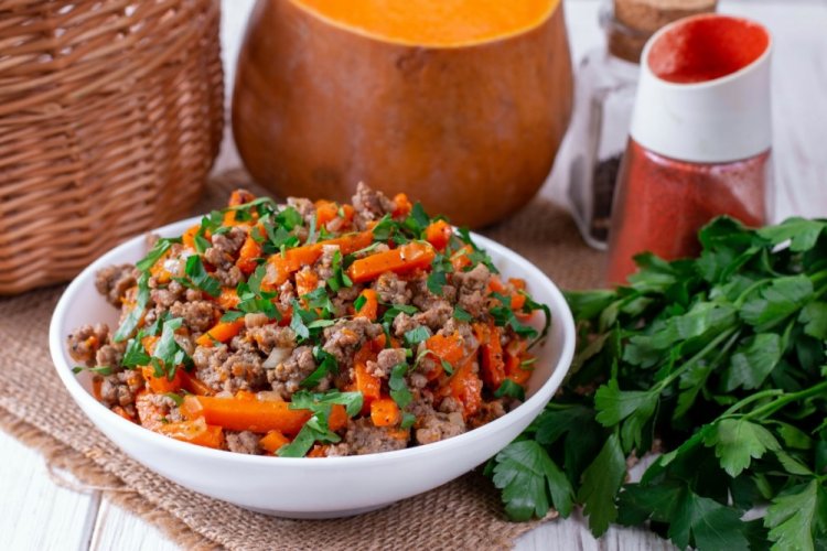 Жареная тыква с фаршем