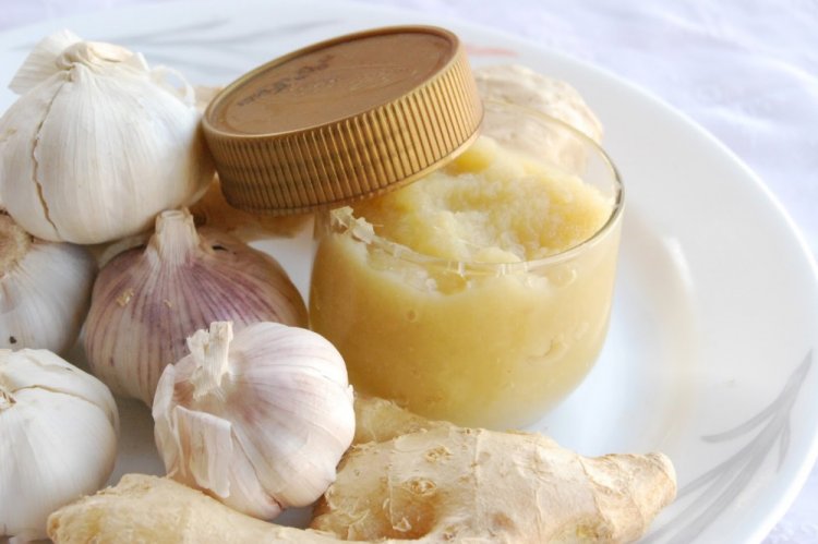 Чесночная паста с имбирем