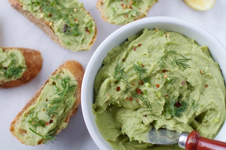 Паштет из яиц и авокадо