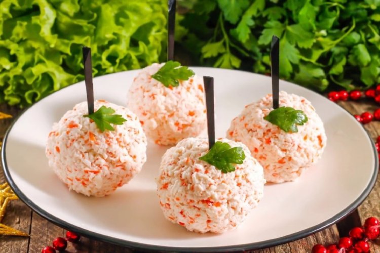 Рафаэлло из крабовых палочек