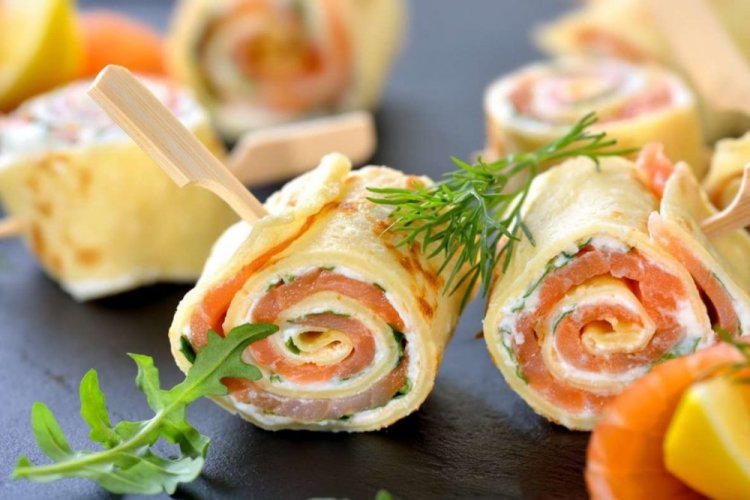 Блины с семгой и сливочным сыром