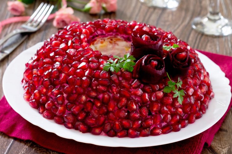 Гранатовый браслет