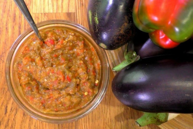 Острые баклажаны с перцем