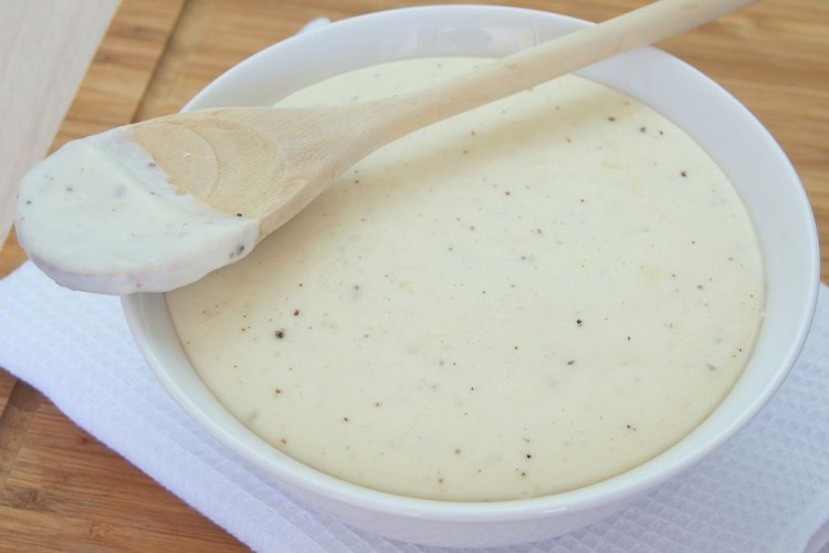 Сливочный соус с луком для лазаньи