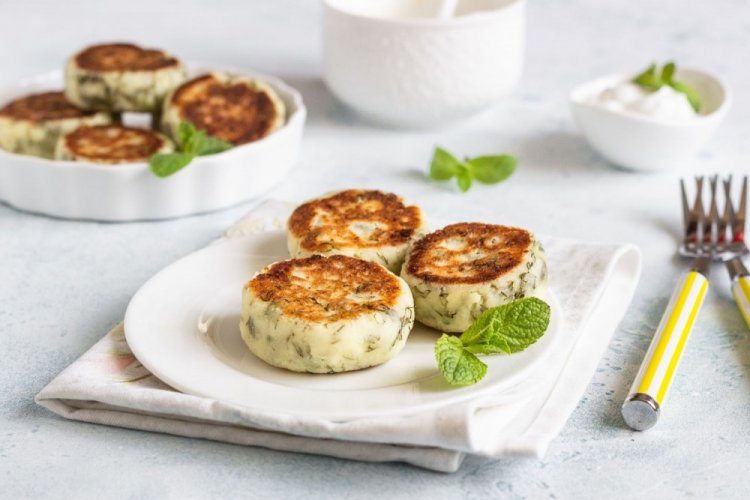 Несладкие сырники из рикотты