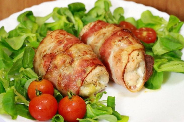 Куриные рулетики с беконом в аэрогриле