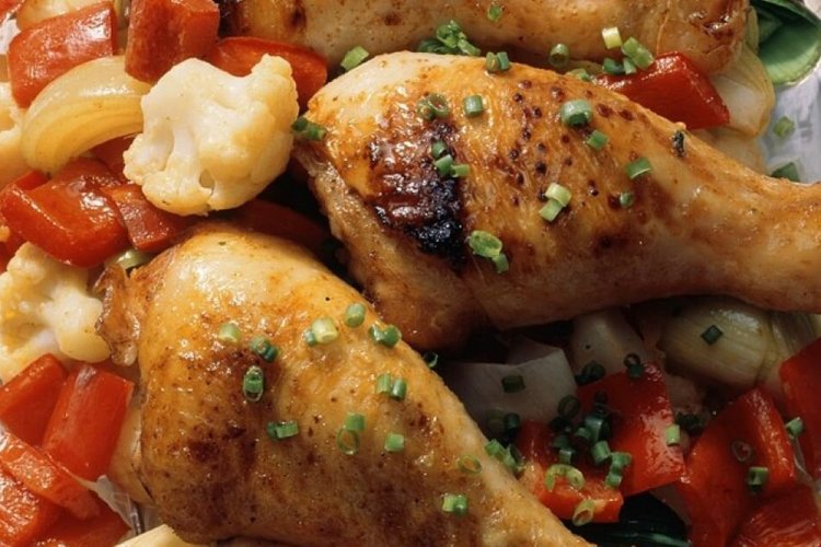 Куриные ножки с овощами в рукаве