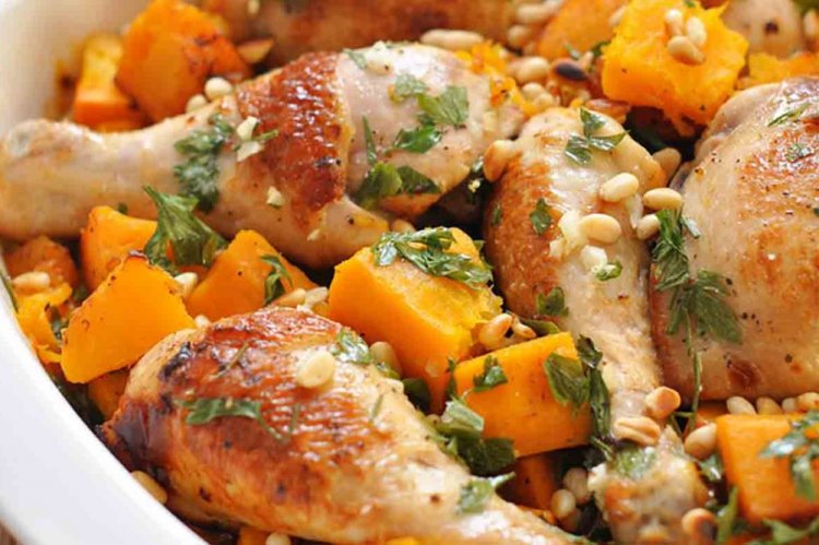 Куриные ножки с тыквой в духовке