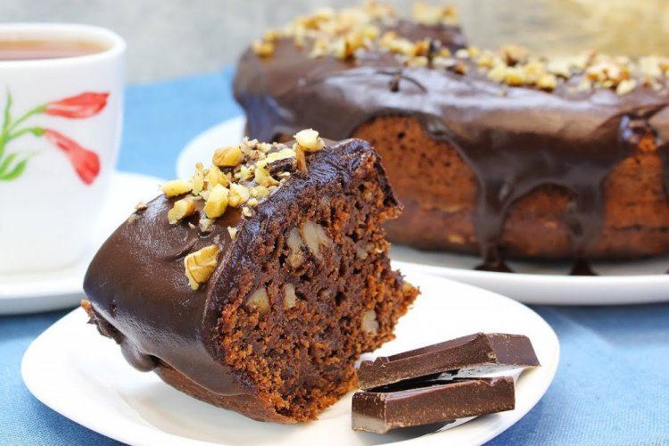 Безглютеновый кекс с орехами и шоколадом